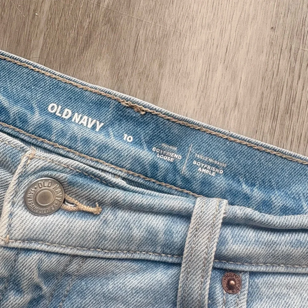 Old Navy Women's Light Blue Straight Leg Jeans boyfriend loose mid rise - Picture 4 of 5